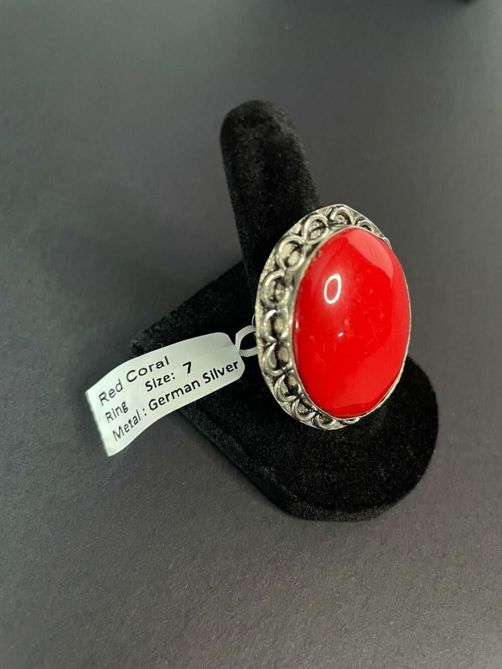 Red Coral Gemstone Oval Ring in German Silver, Size 7 - Picture 2 of 2
